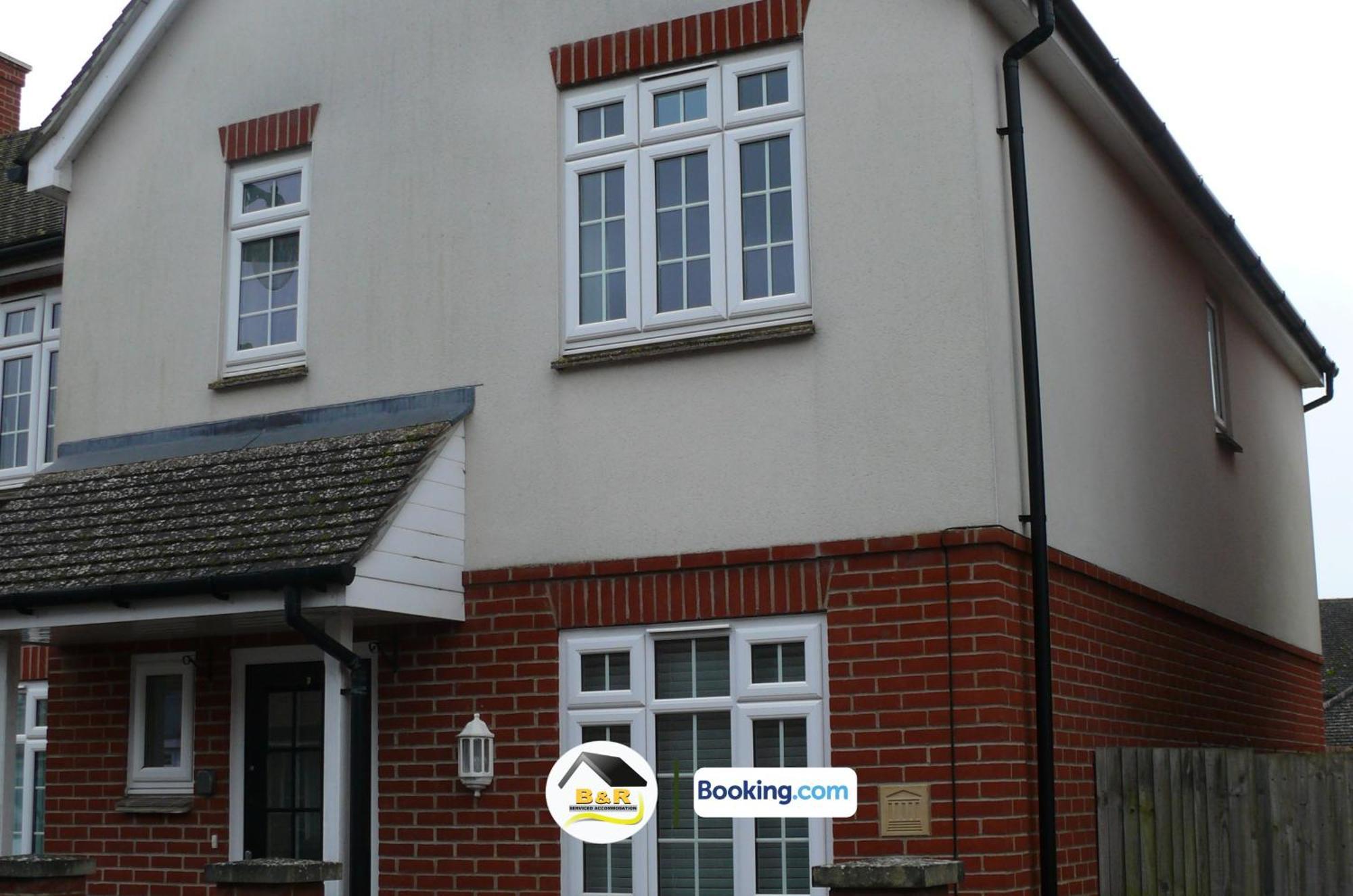 3 Bedroom House By B And R Serviced Accommodation Amesbury With Super Fast Wi-Fi 145Mbps Eksteriør bilde