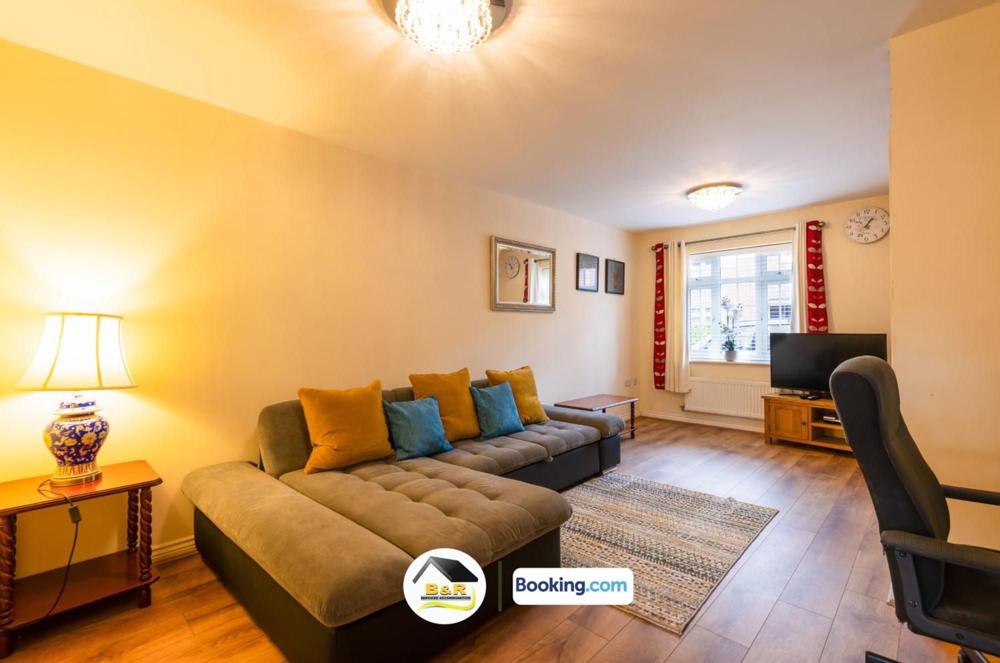 3 Bedroom House By B And R Serviced Accommodation Amesbury With Super Fast Wi-Fi 145Mbps Eksteriør bilde