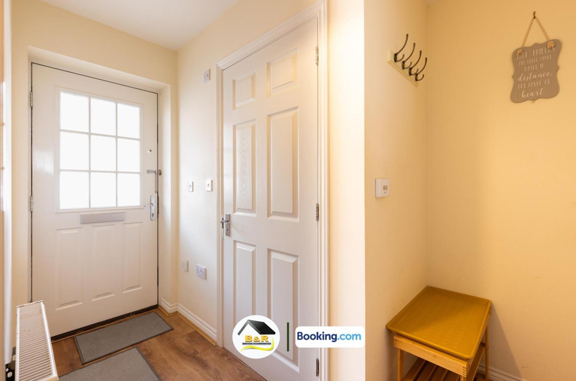 3 Bedroom House By B And R Serviced Accommodation Amesbury With Super Fast Wi-Fi 145Mbps Eksteriør bilde